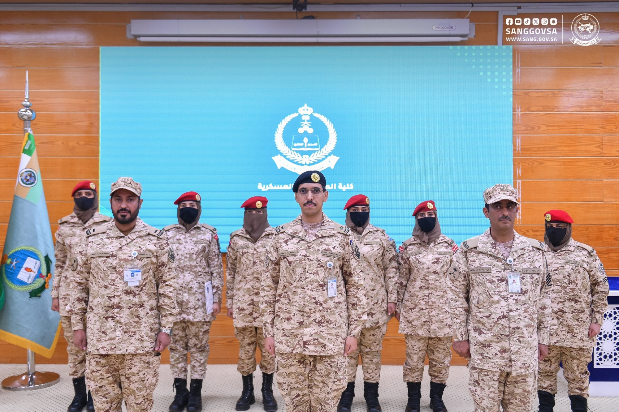 تخريج دورة تخصصية للعنصر النسائي