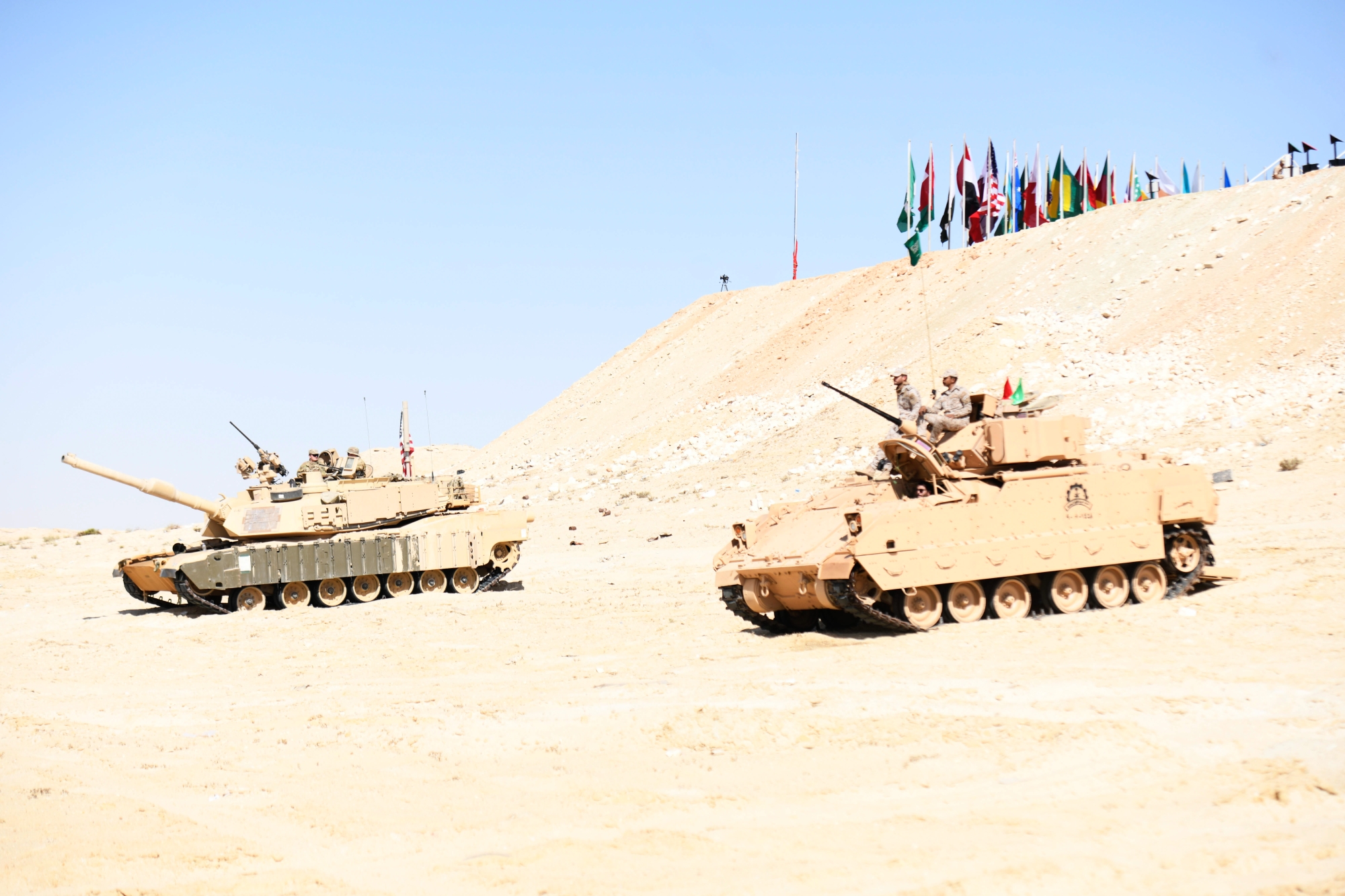 نفذت القوات العديد من المهام التدريبية البرية والجوية والبحرية