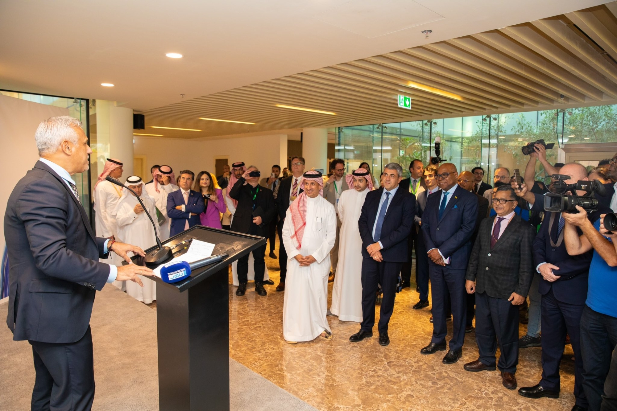 تعد الأكاديمية ضمن جهود المملكة لدعم القطاع السياحي عالمياً