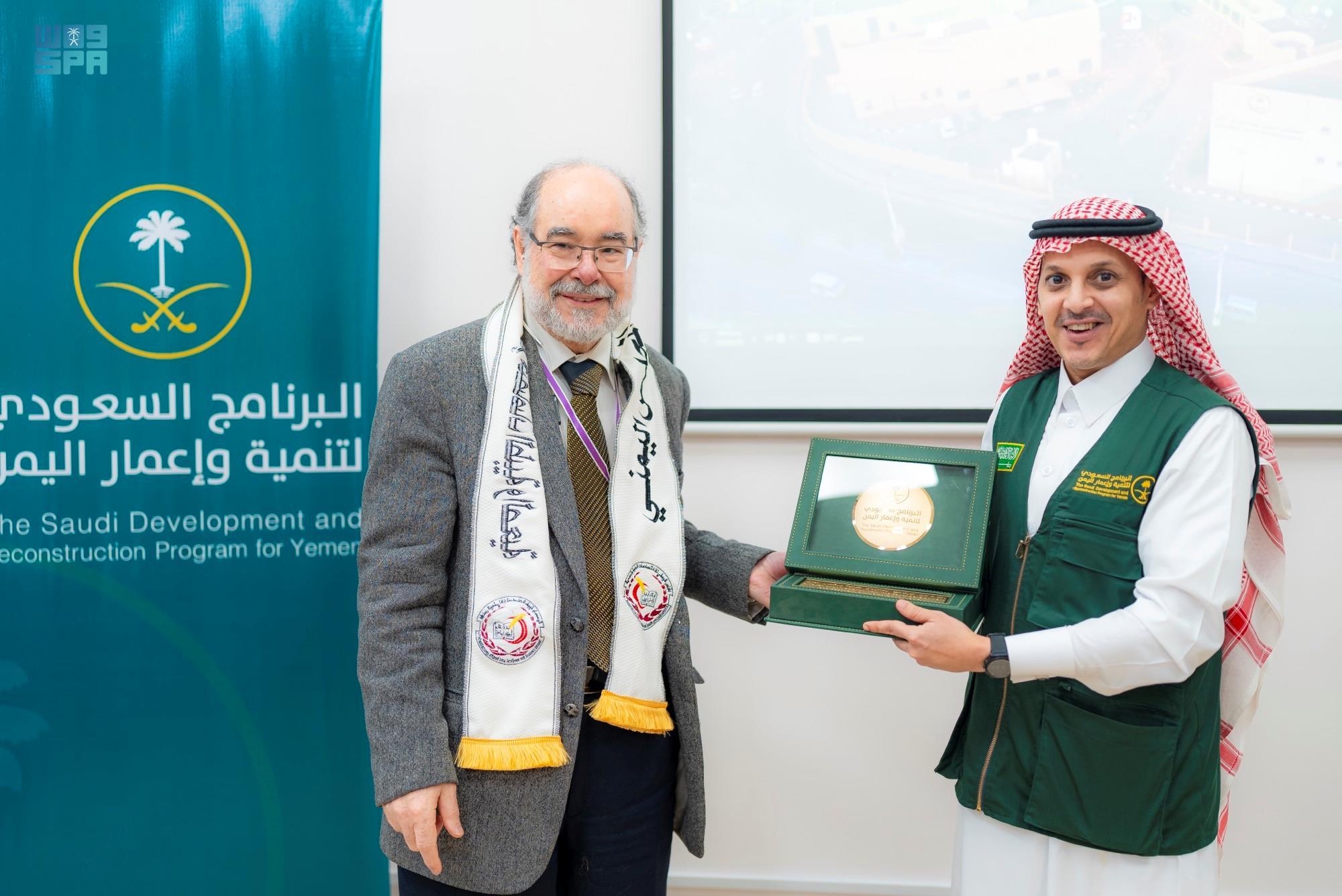 بدء انعقاد اختبارات البورد العربي للجراحة العامة في مستشفى عدن العام