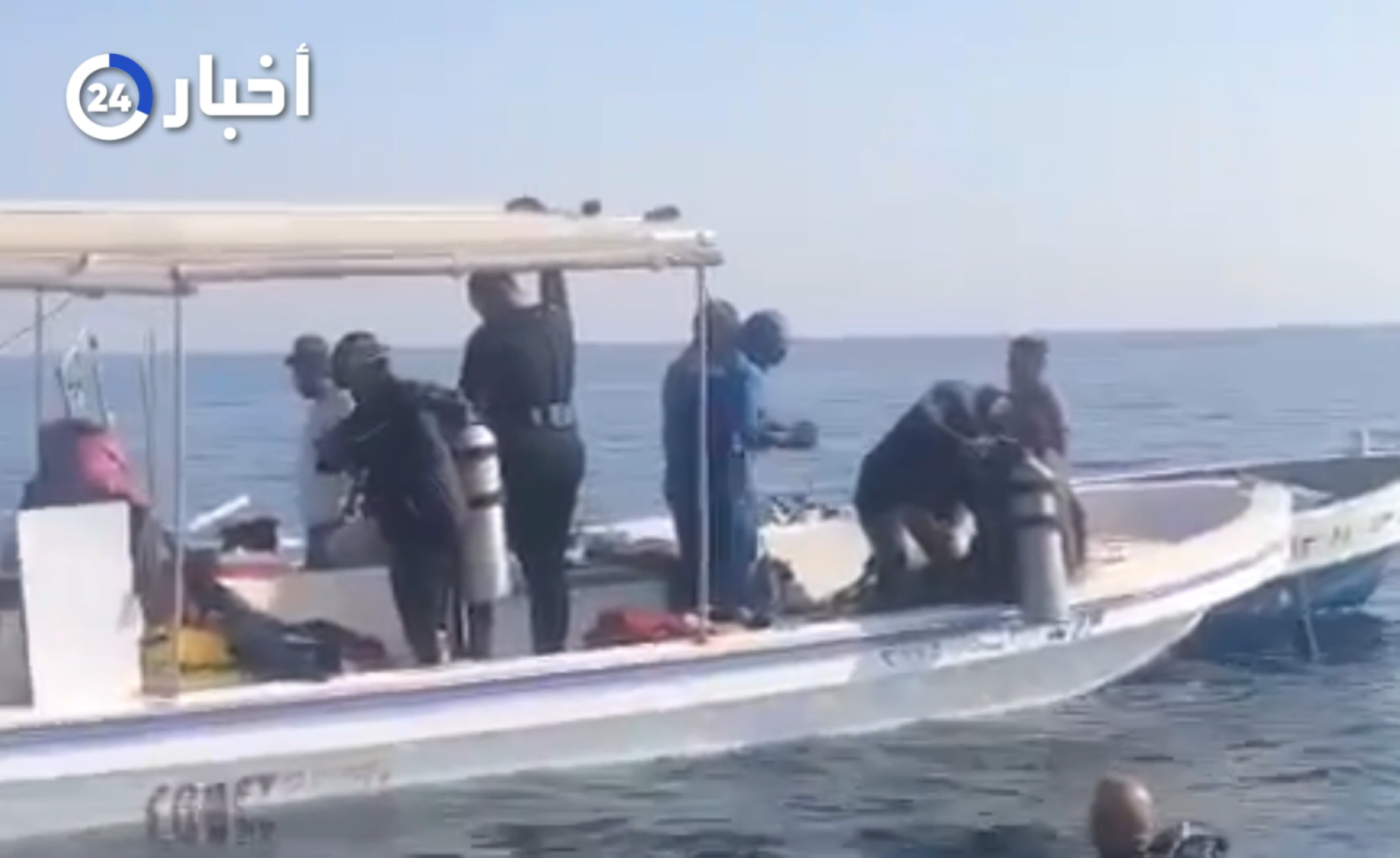 منذ تقاعده اعتاد أن ينزل للصيد في البحر من 3 إلى 4 مرات شهرياً