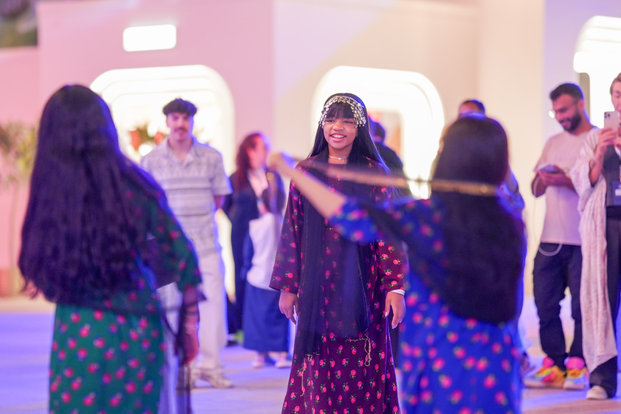 "أنورت ليالينا".. رحلة رمضانية ومظاهر "ثقافية"