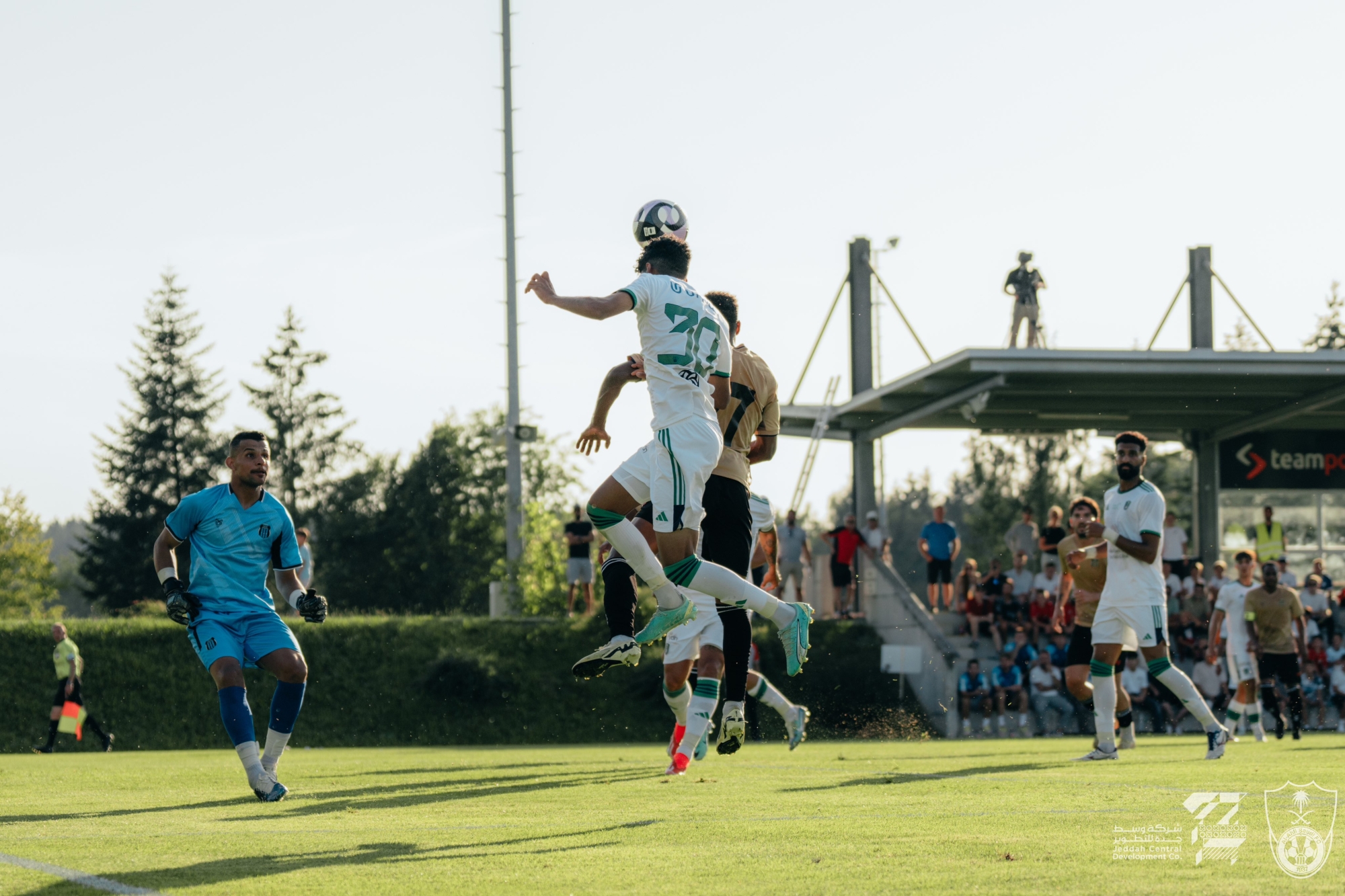 مباراة الأهلي والرياض