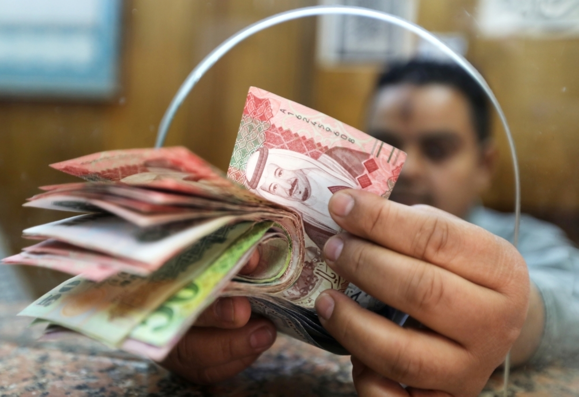  شهدت مستويات السيولة تطوراً إيجابياً لتسجل نمواً خلال 5 أعوام وتحديدًا منذ الفترة (2020م- 2024م) بنسبة 36 %