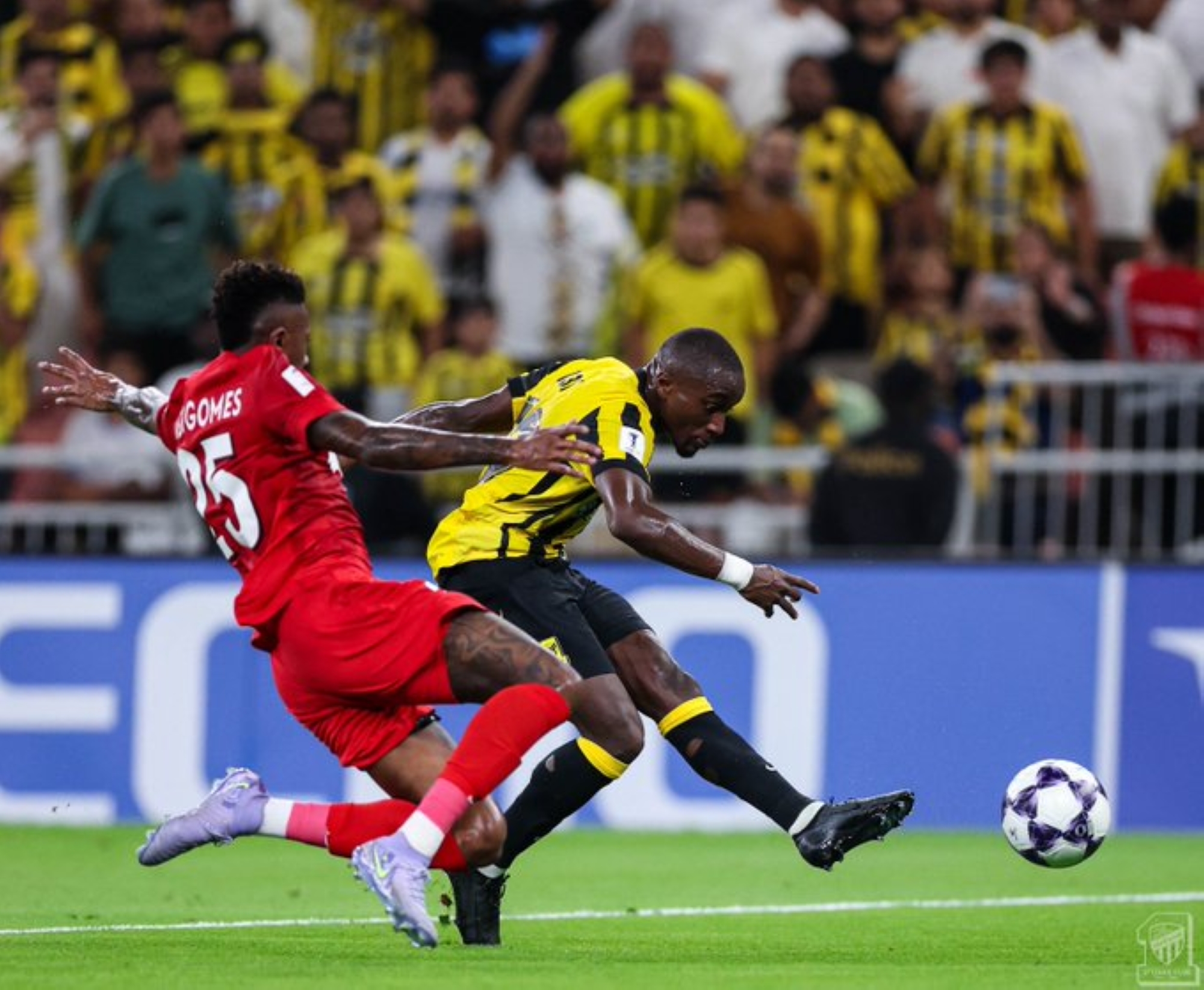 شباب الأهلي يهزم الاتحاد في دوري أبطال آسيا للنخبة