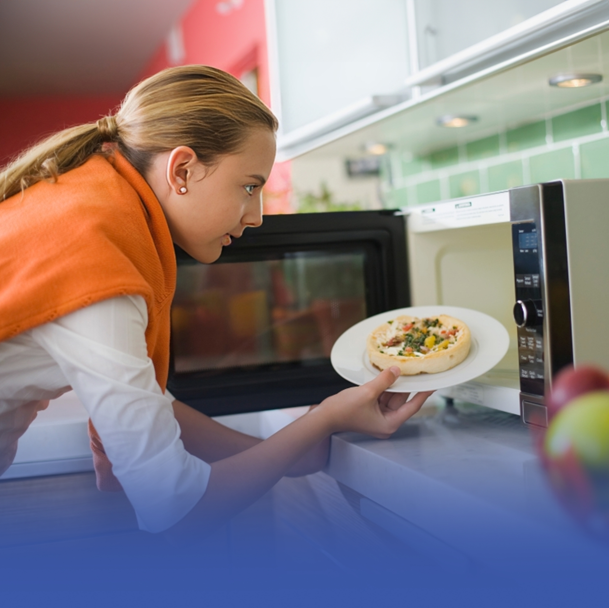 أطعمة إعادة تسخينها يضرّ بالصحة