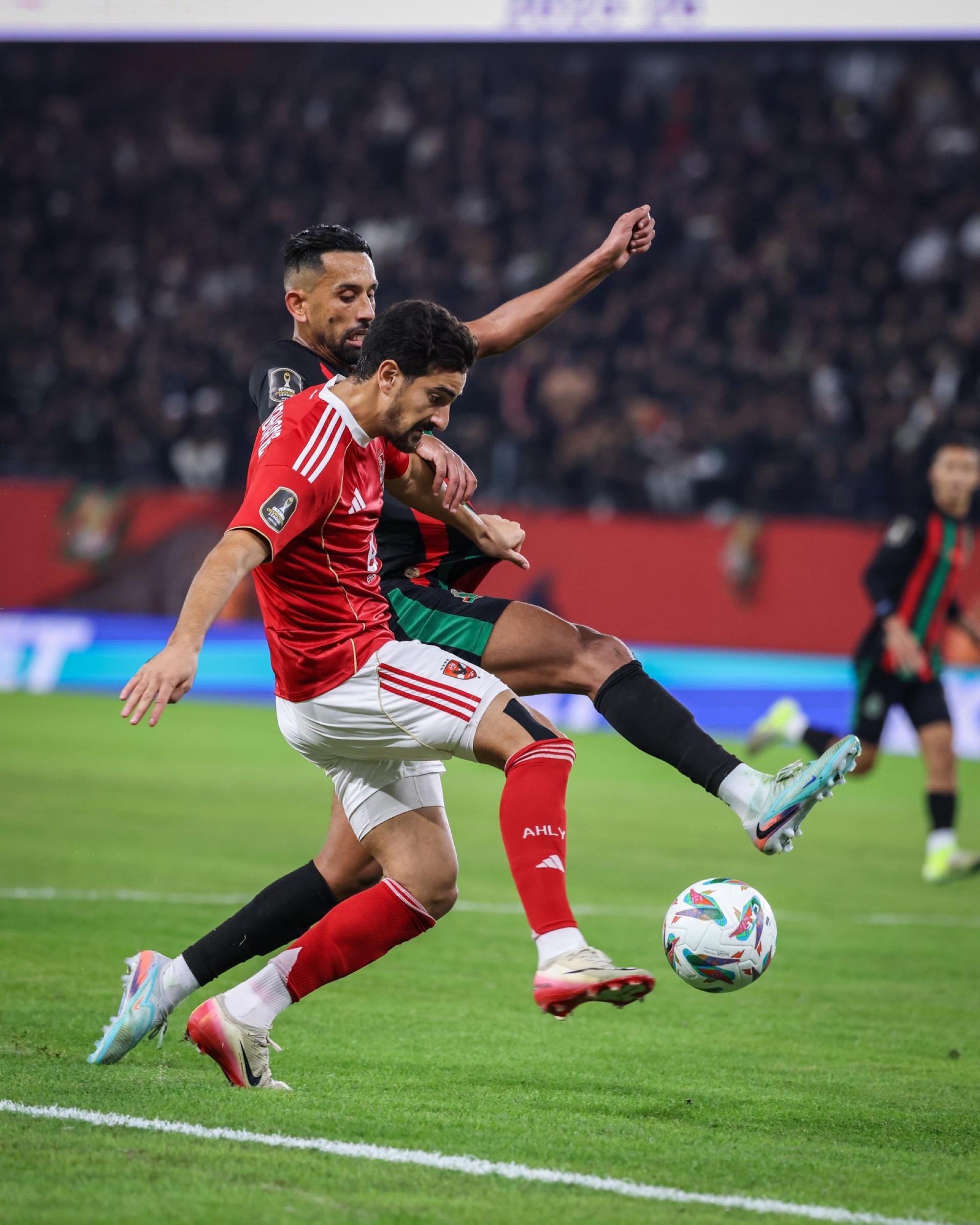 جانب من مباراة الأهلي أمام الجيش الملكي المغربي