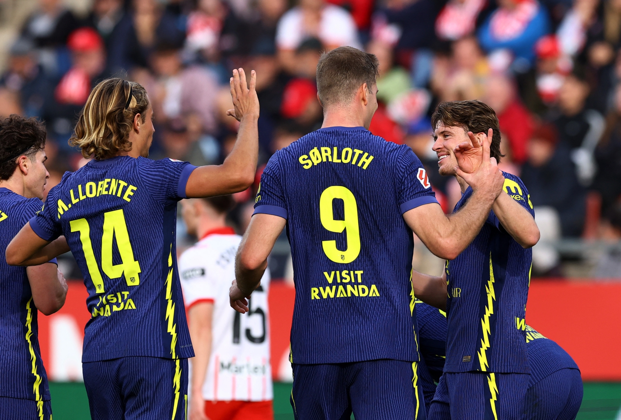 جانب من احتفال لاعبي أتليتيكو مدريد