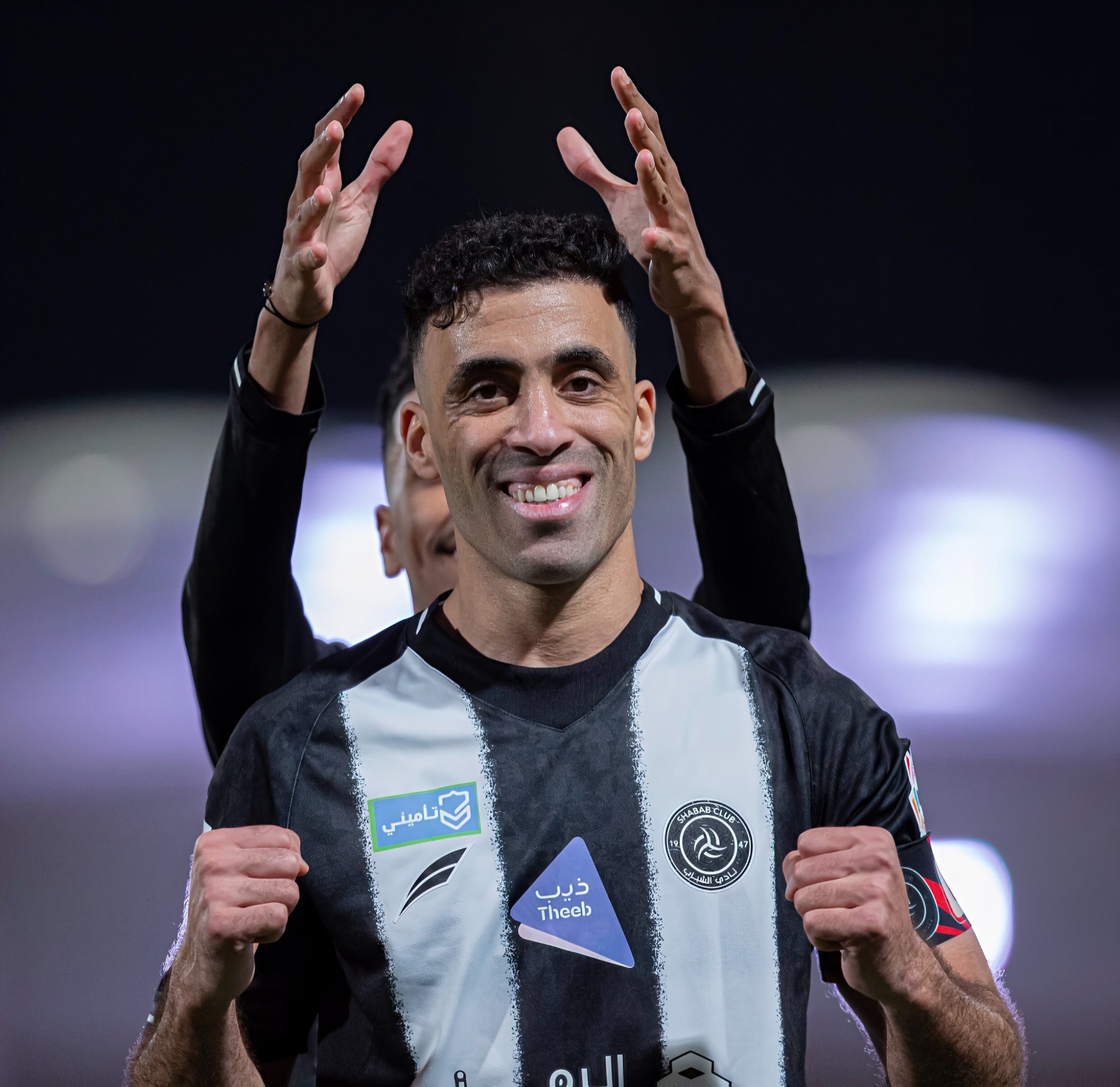 المهاجم المغربي عبدالرزاق حمدالله