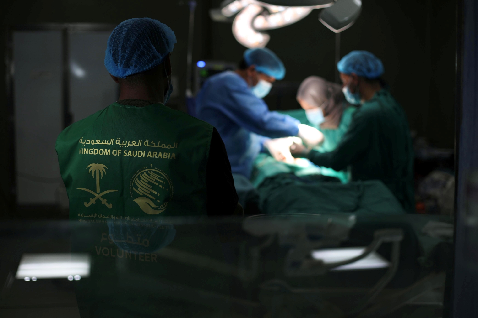 "سلمان للإغاثة" يجري 99 عملية جراحية بغزة