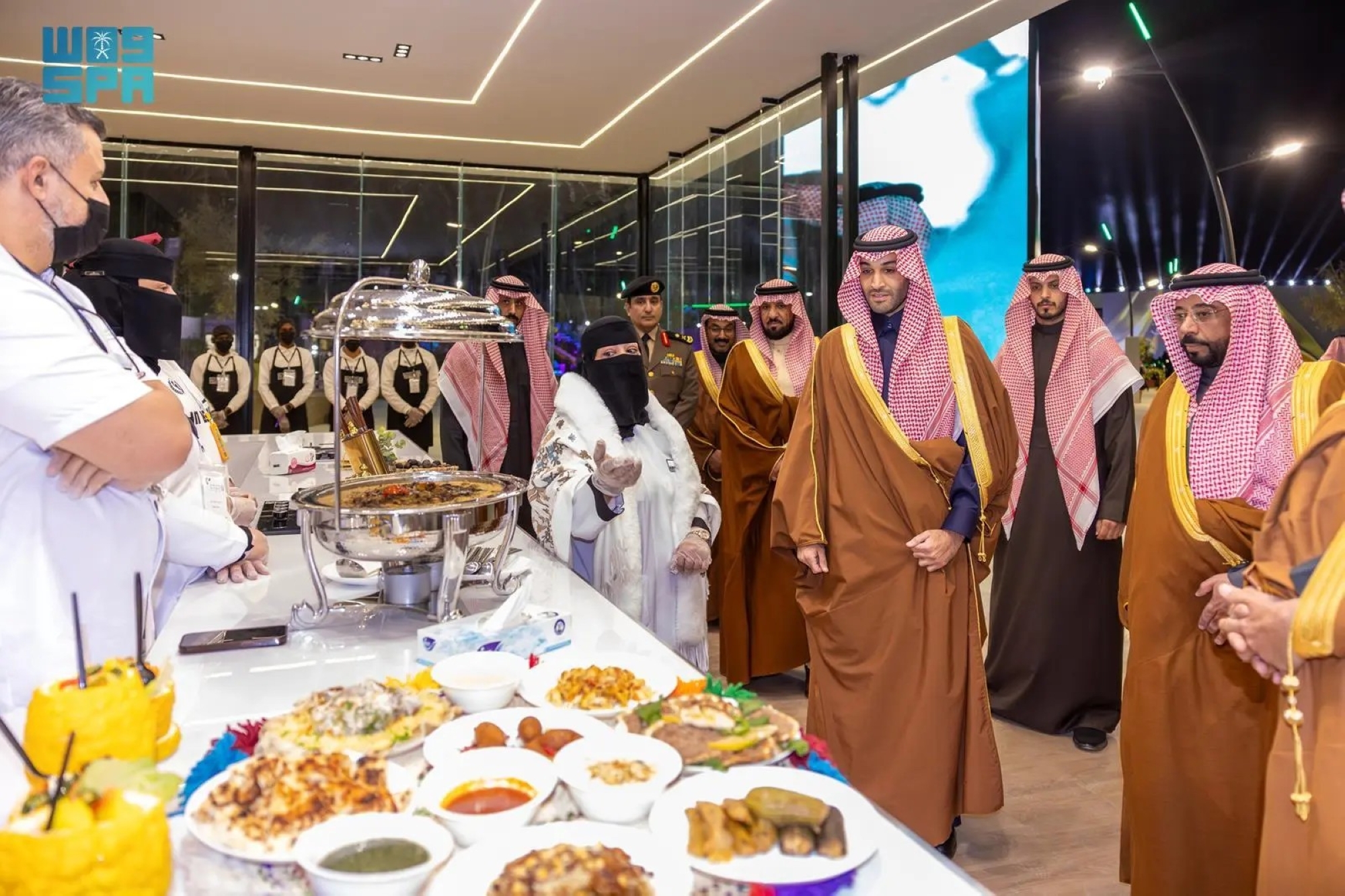 توّج الفائزون بجائزة الأمير فيصل بن نواف في مساراتها المختلفة