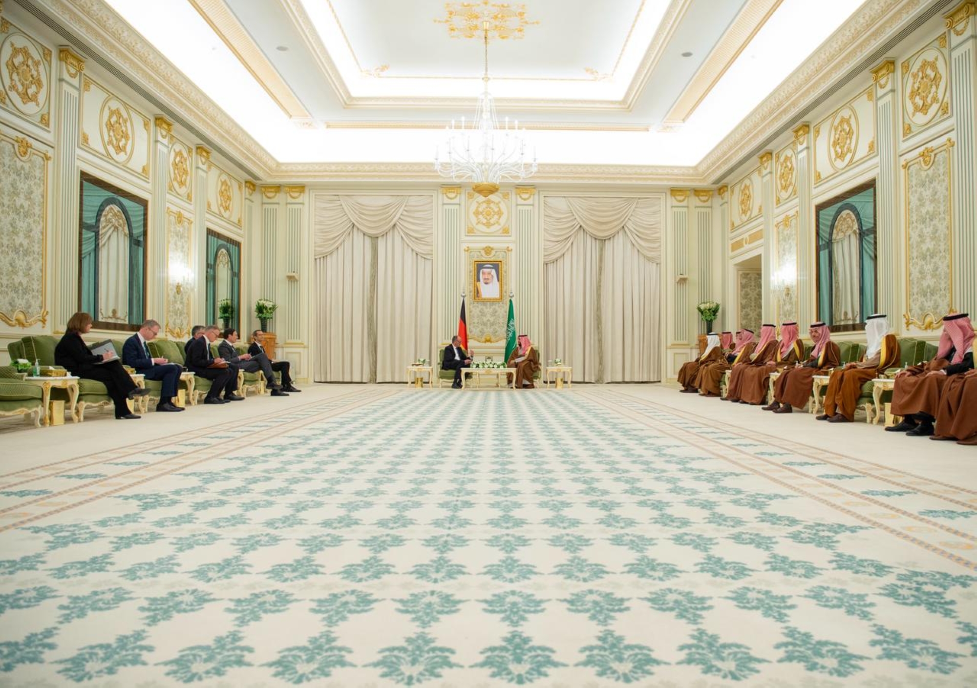 ولي العهد والمستشار الألماني يعقدان جلسة مباحثات رسمية