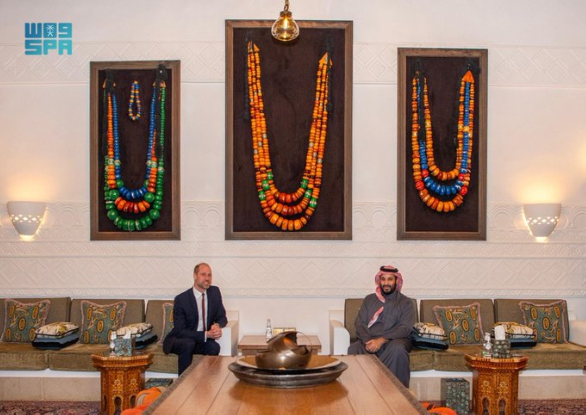 ولي العهد يصطحب الأمير ويليام في جولة بالدرعية