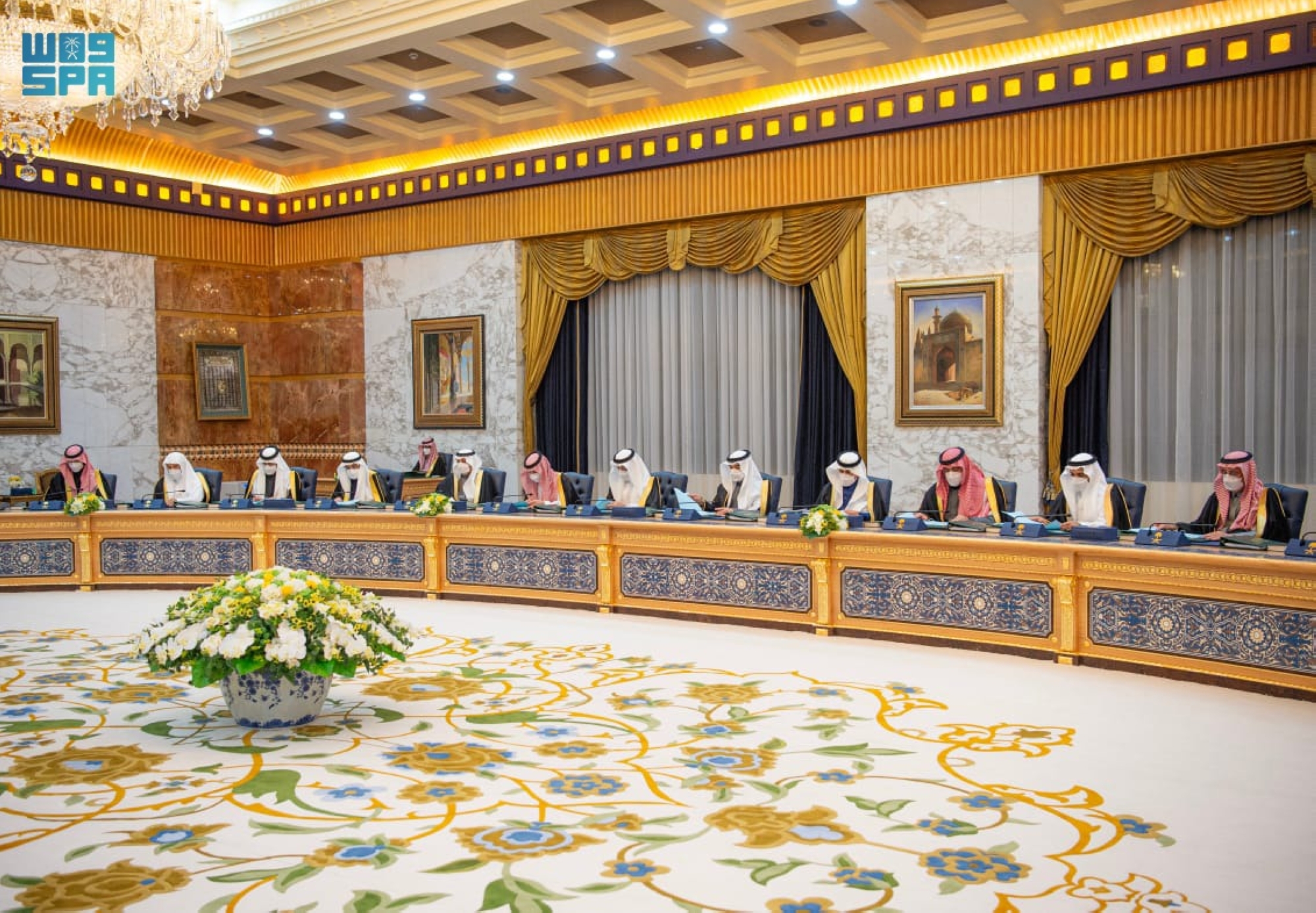 مجلس الوزراء يقرّ اتفاقية الربط بالقطار السريع مع قطر