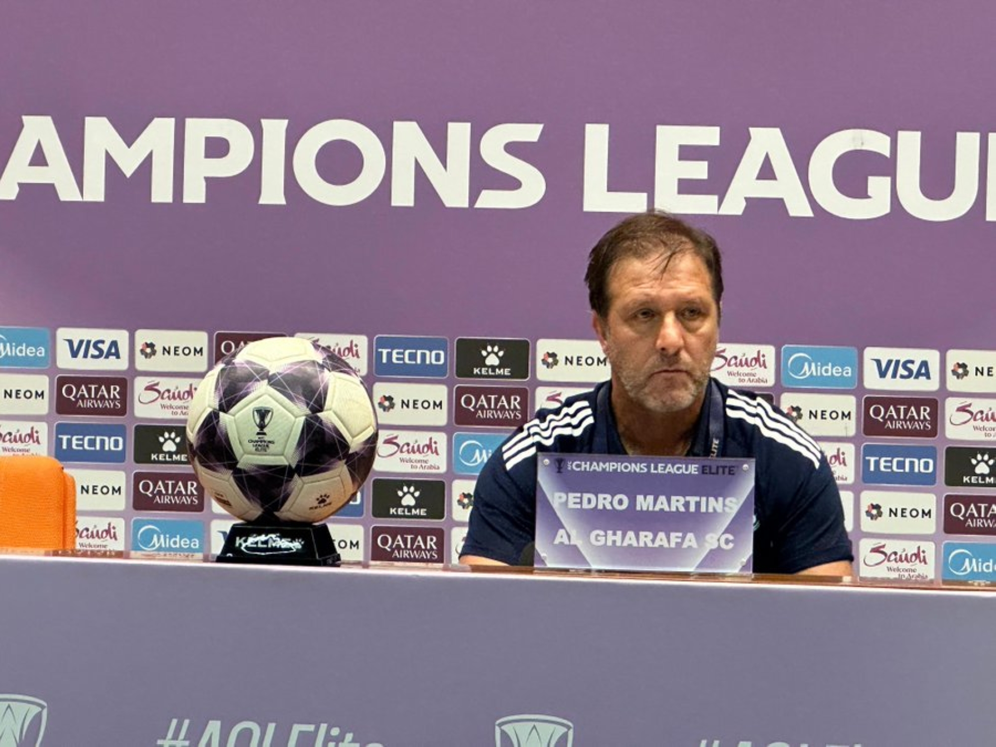  بيدرو مارتينيز، مدرب الغرافة