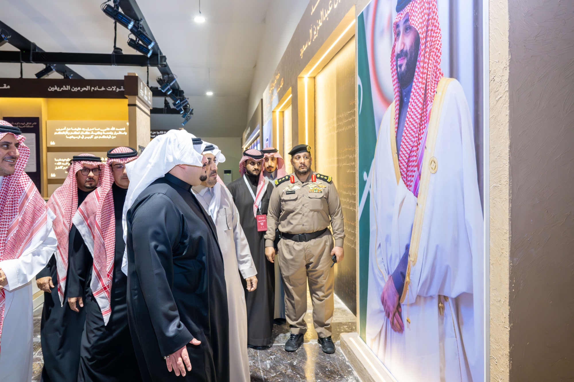 نائب أمير الرياض يتفقد جاهزية موقع الاحتفاء بيوم التأسيس