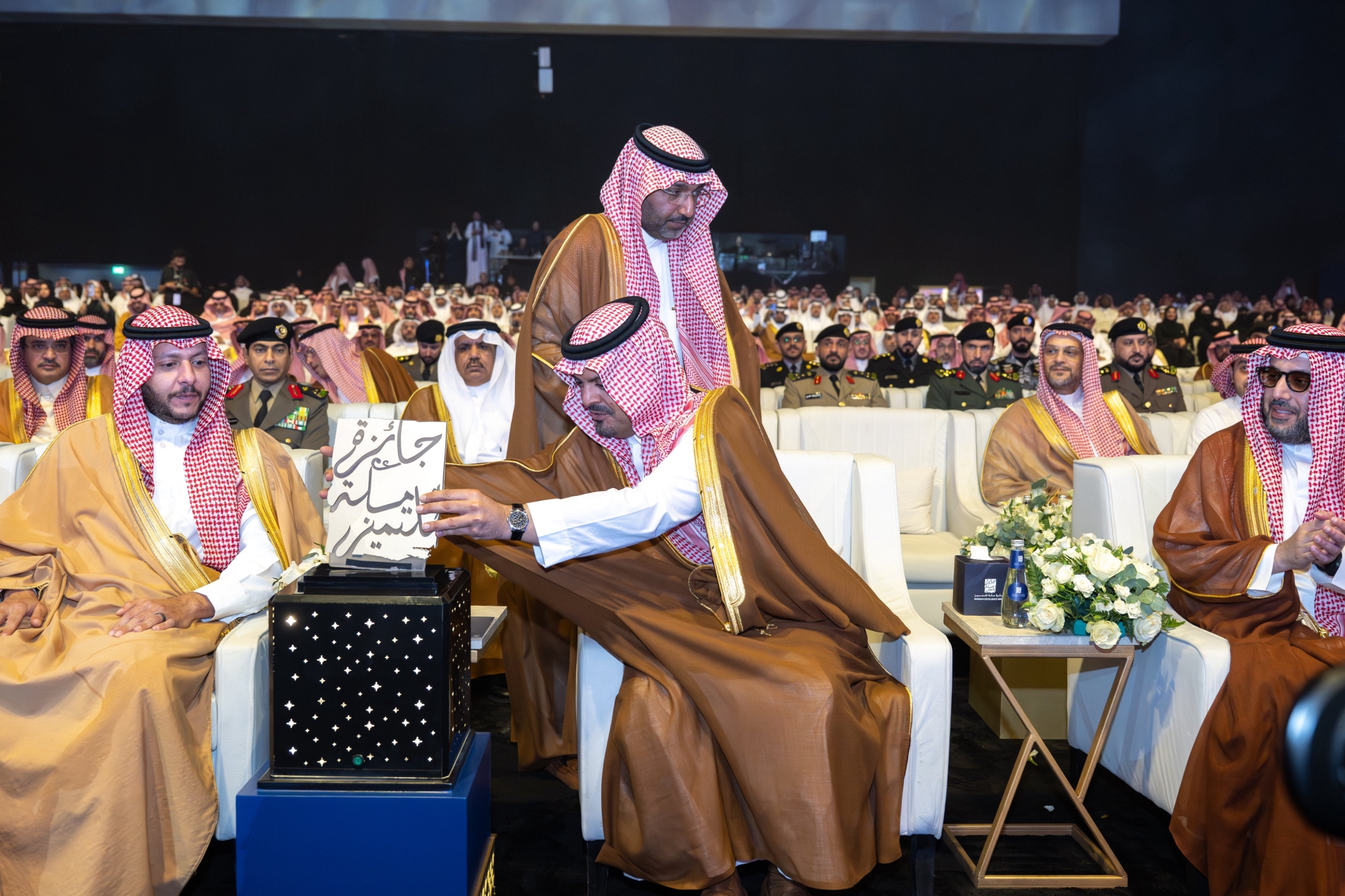 استقطبت على مدى دوراتها أكثر من 5300 عمل