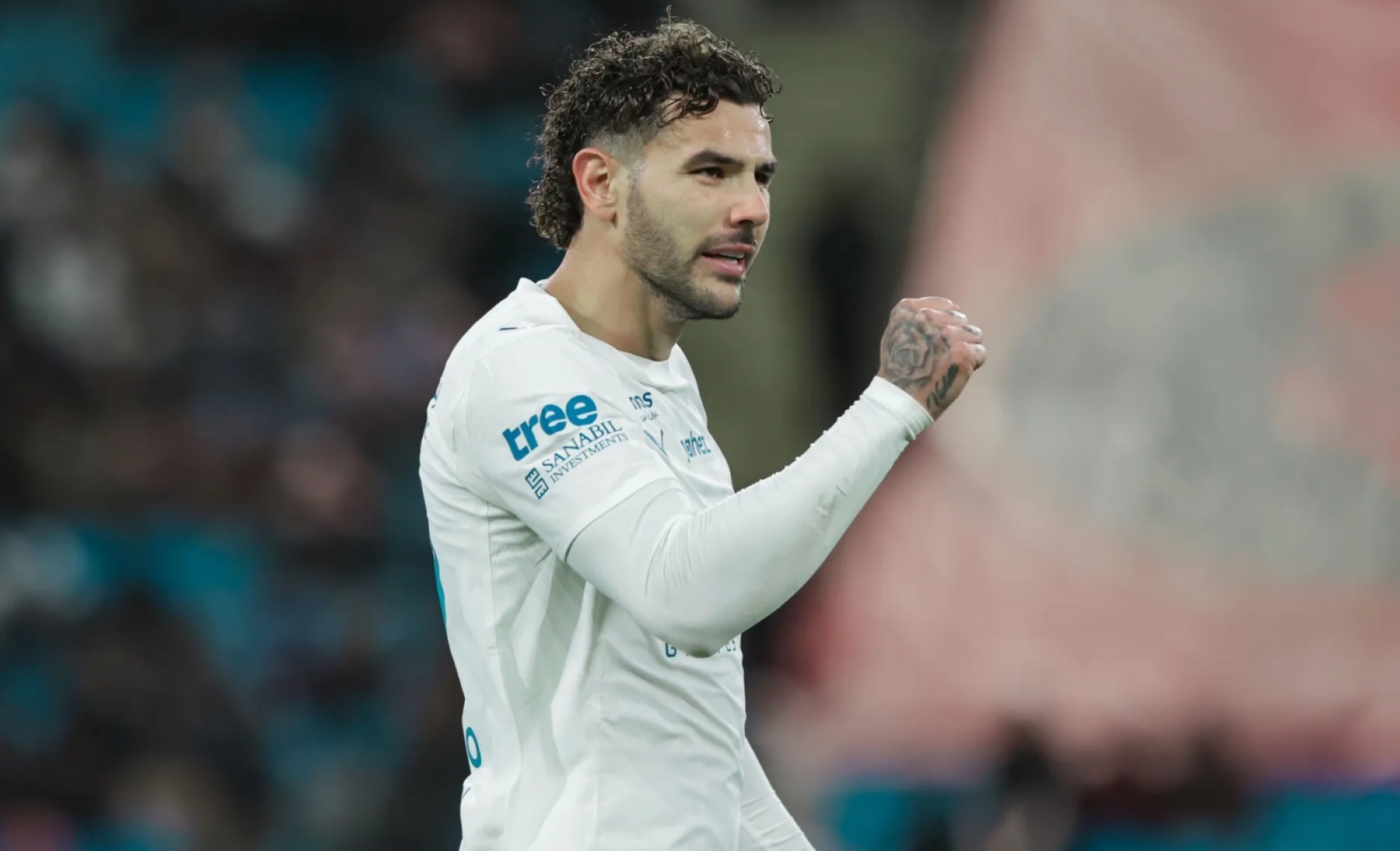 ثيو هيرنانديز لاعب الهلال