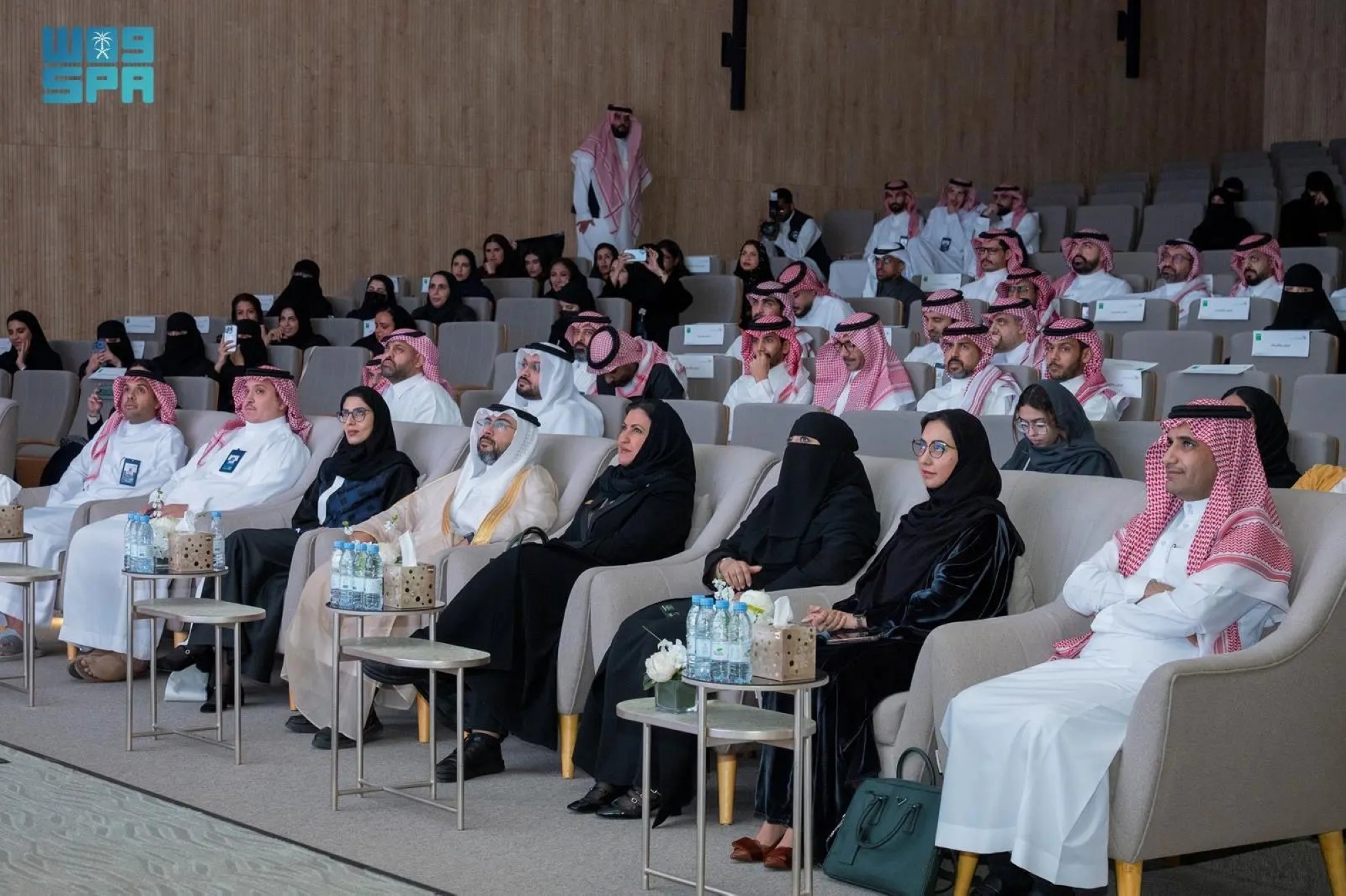 تخريج 73 متدربًا من برامج "تطوير القادة 2025"