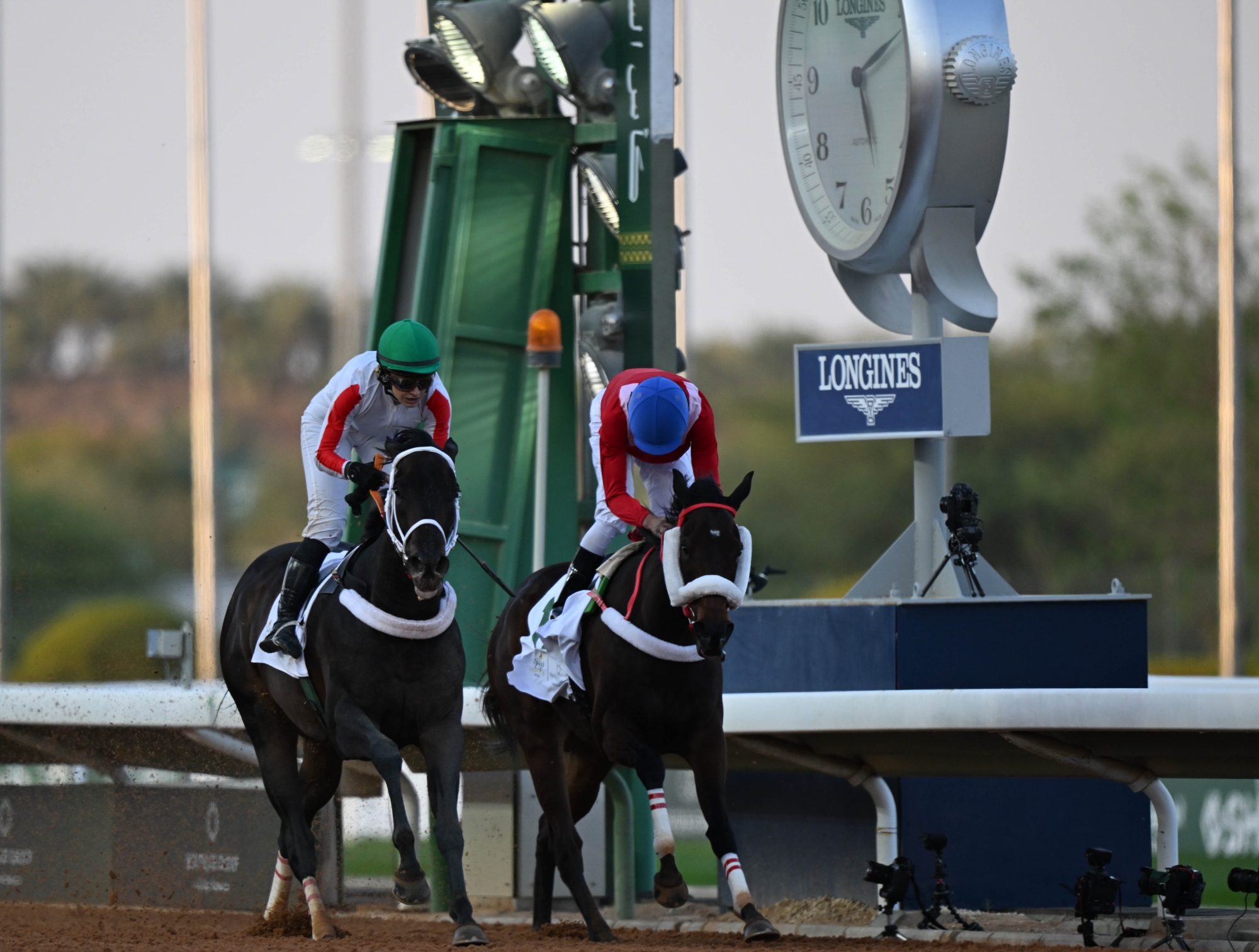 كأس السعودية.. مزيج بين الرياضة بالثقافة والفنون