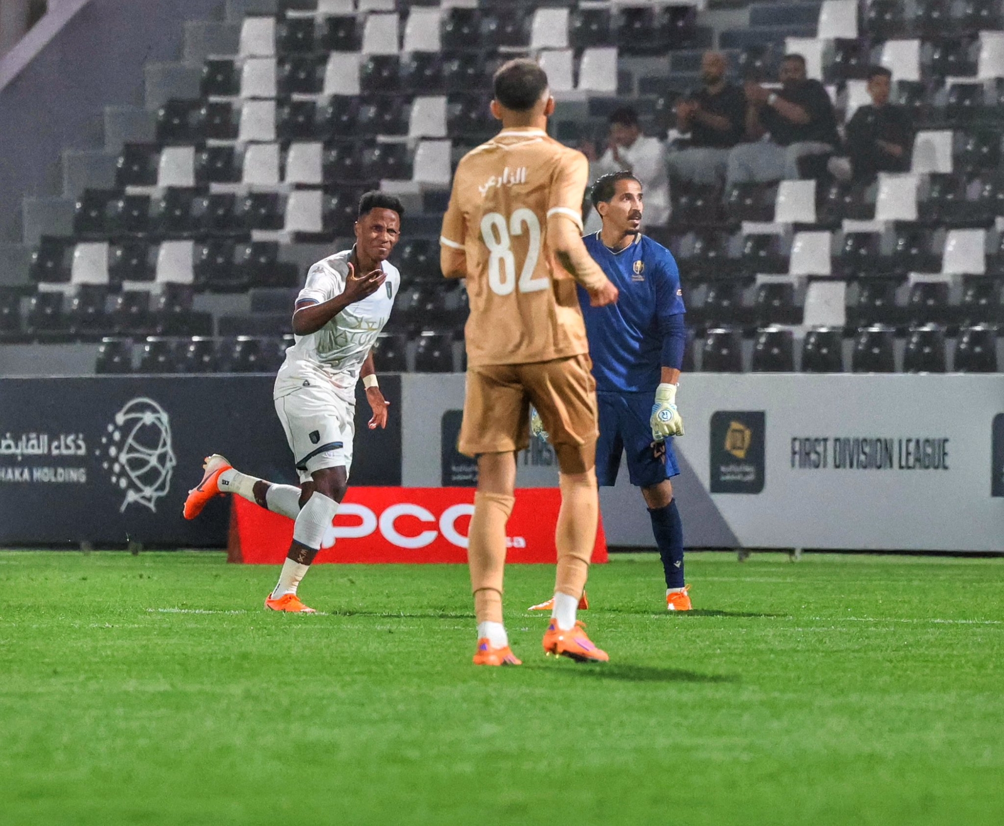 جانب من مباراة الدرعية أمام العلا 