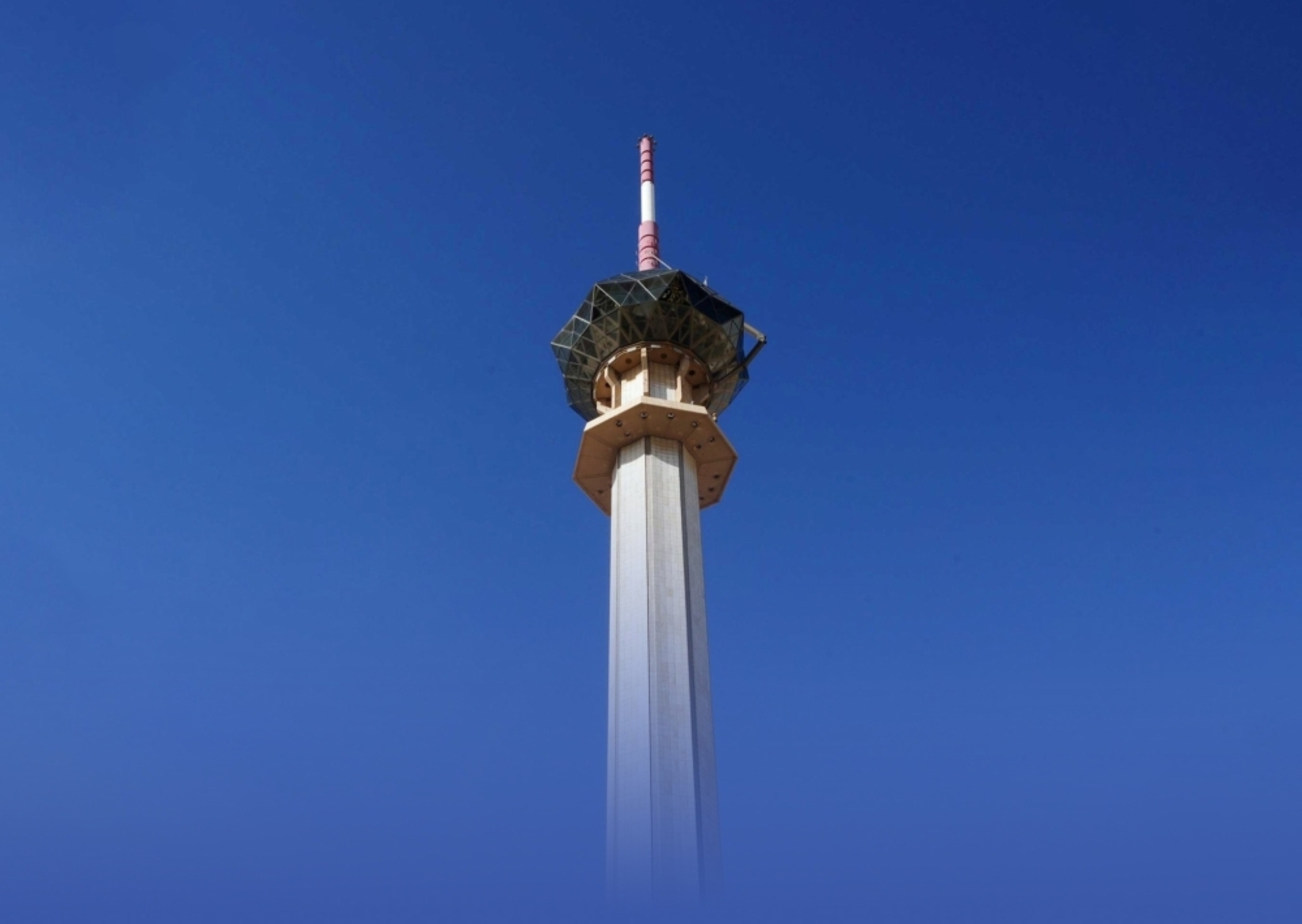 تضم مجموعة نوعية من الأعمال الإنتاجية والحصرية