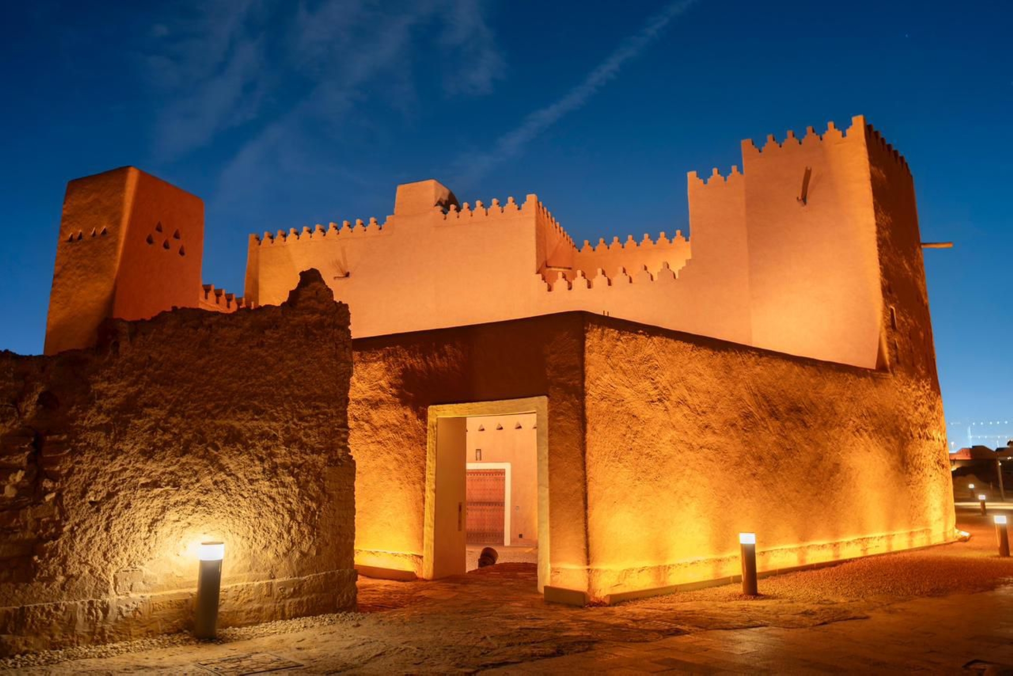 موسم الدرعية 25/26 يعلن تمديد عدد من برامجه