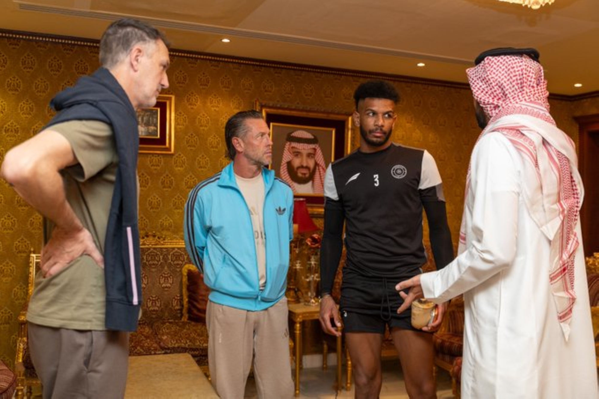 استعدادًا للمونديال.. جهاز الأخضر يجتمع بمرشحي الشباب والرياض