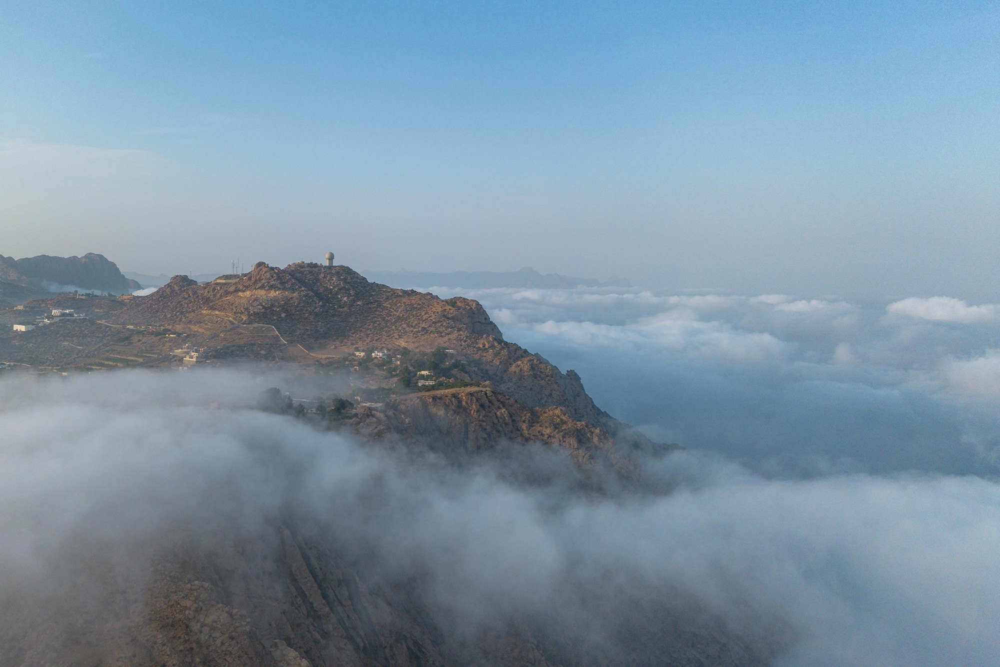 حركة الرياح السطحية على البحر الأحمر ستكون شمالية غربية