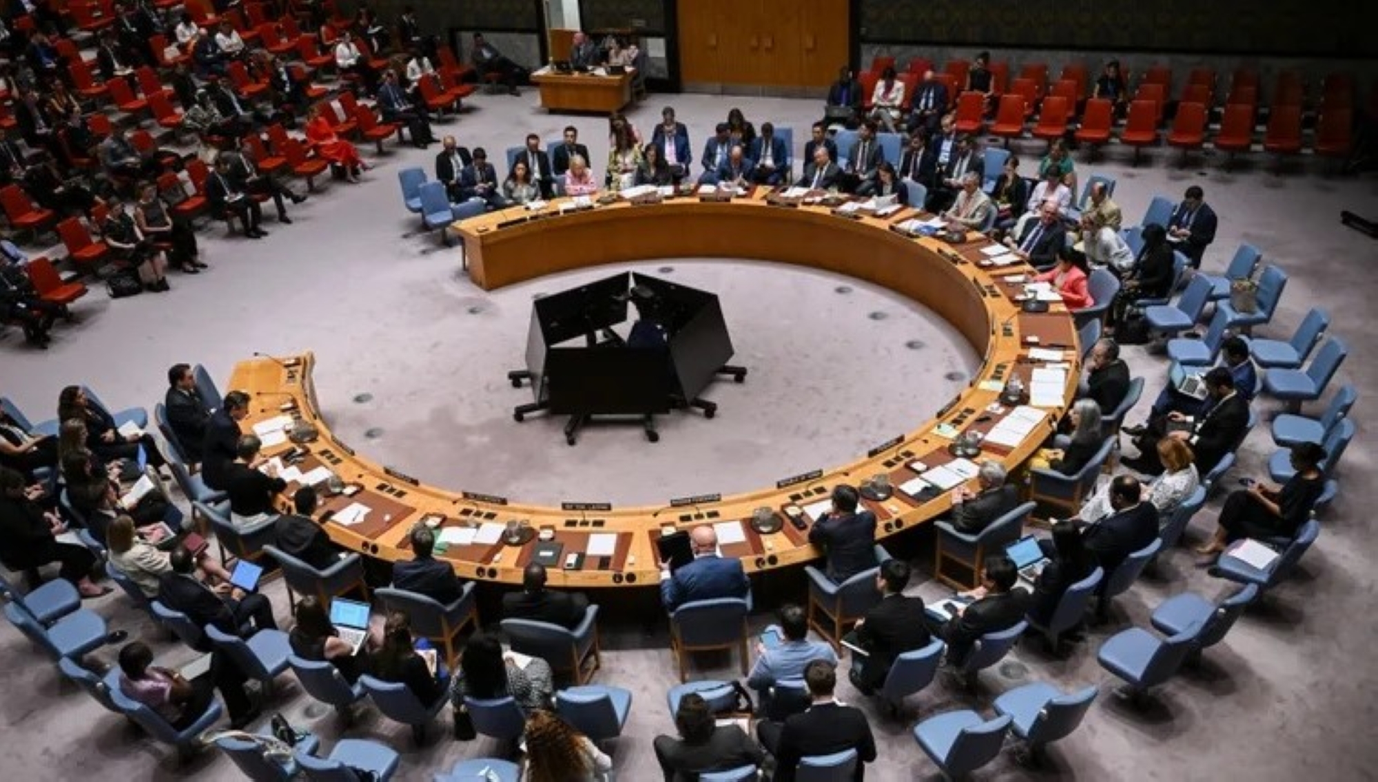 أكد الواصل حق الشعب الفلسطيني في إقامة دولته المستقلة على حدود 1967م