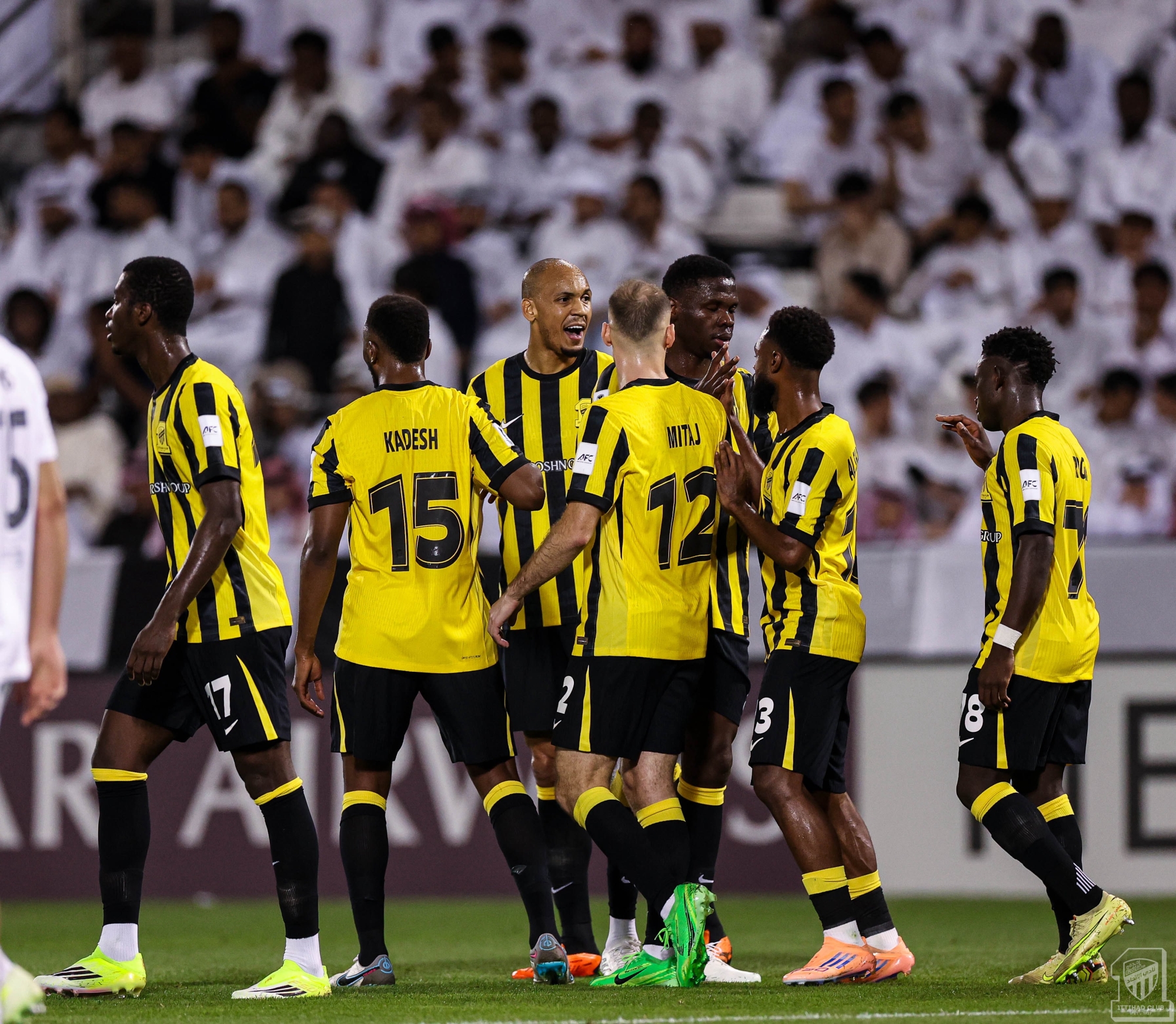 لاعبو الاتحاد