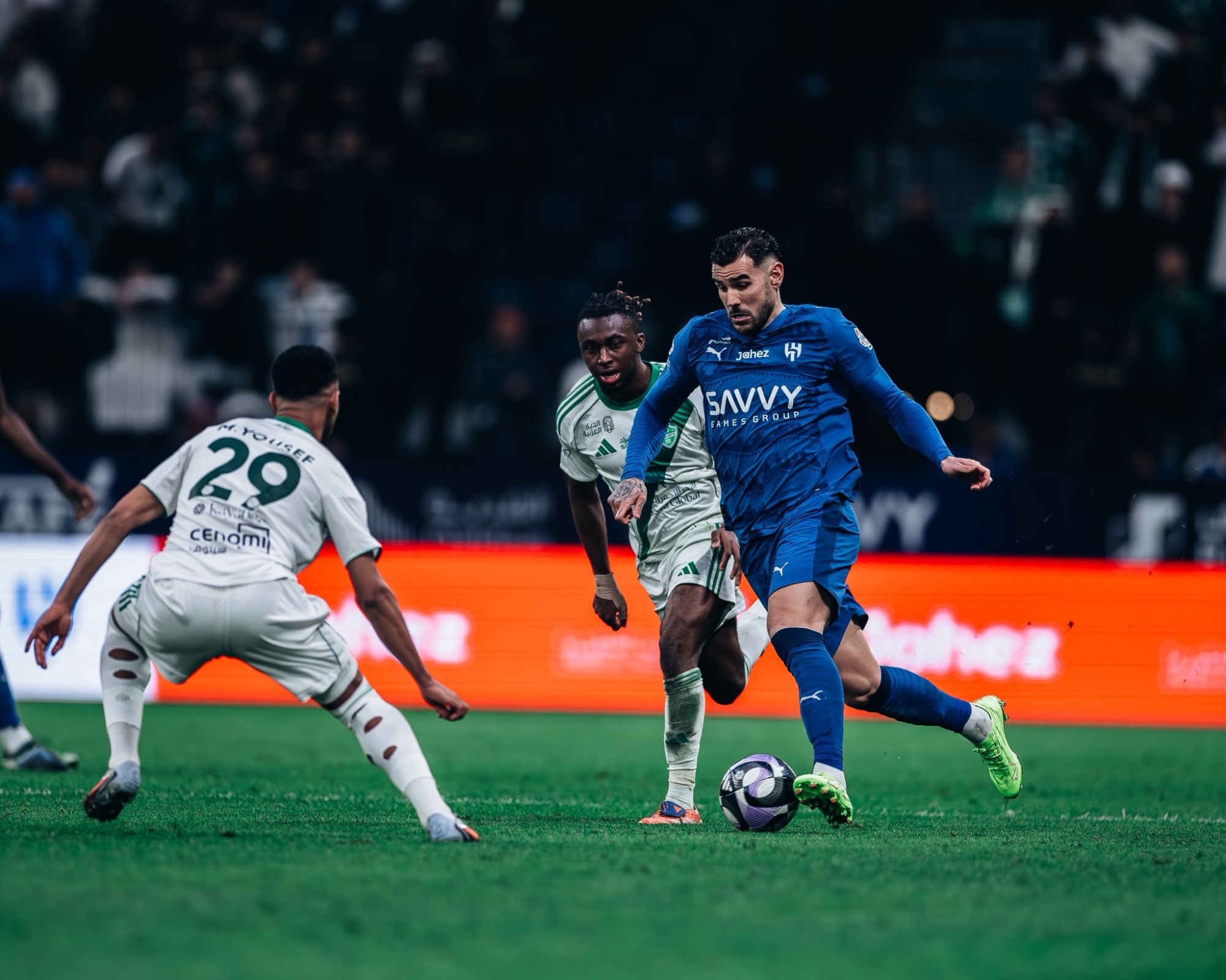 ثيو هيرنانديز لاعب الهلال