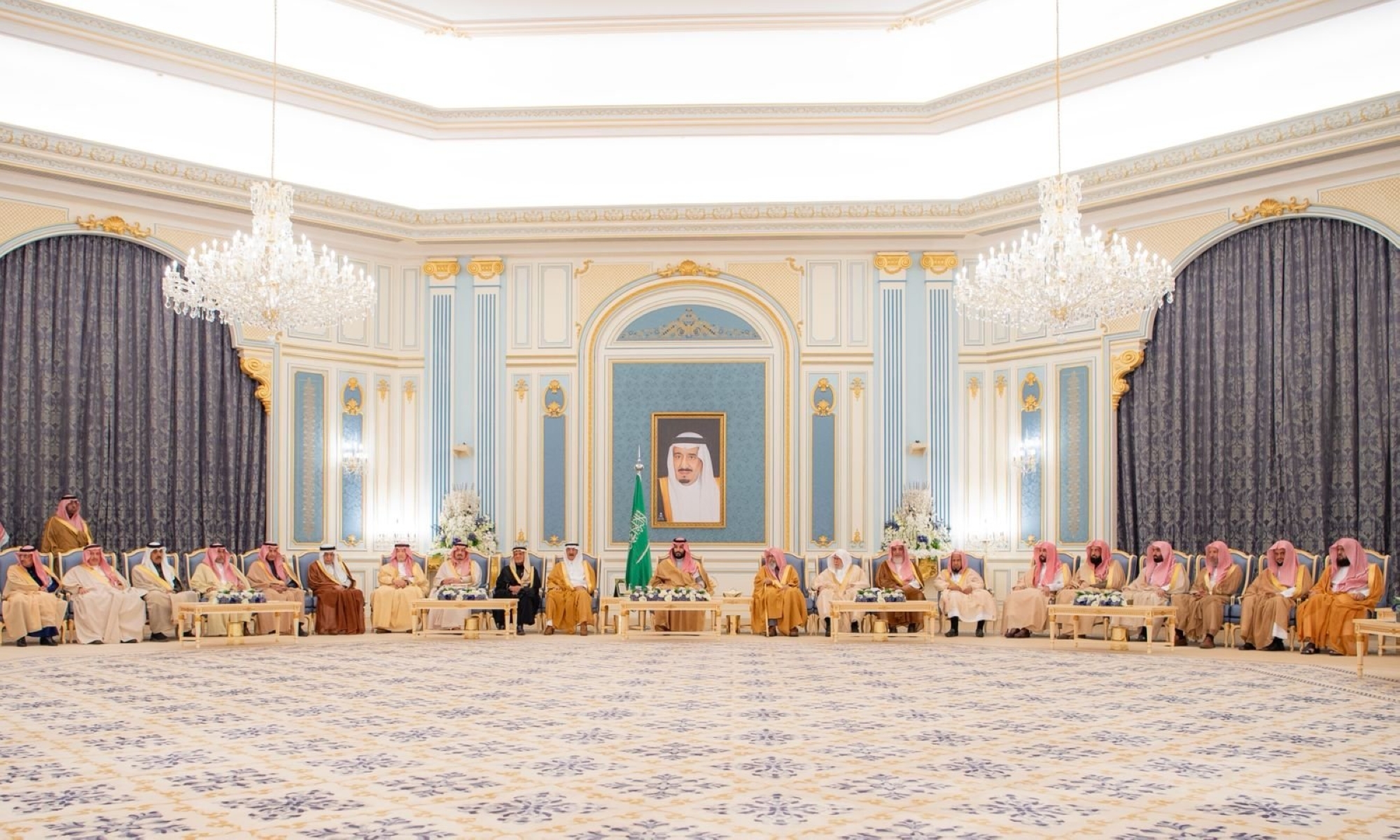 ولي العهد يستقبل المهنئين بشهر رمضان المبارك