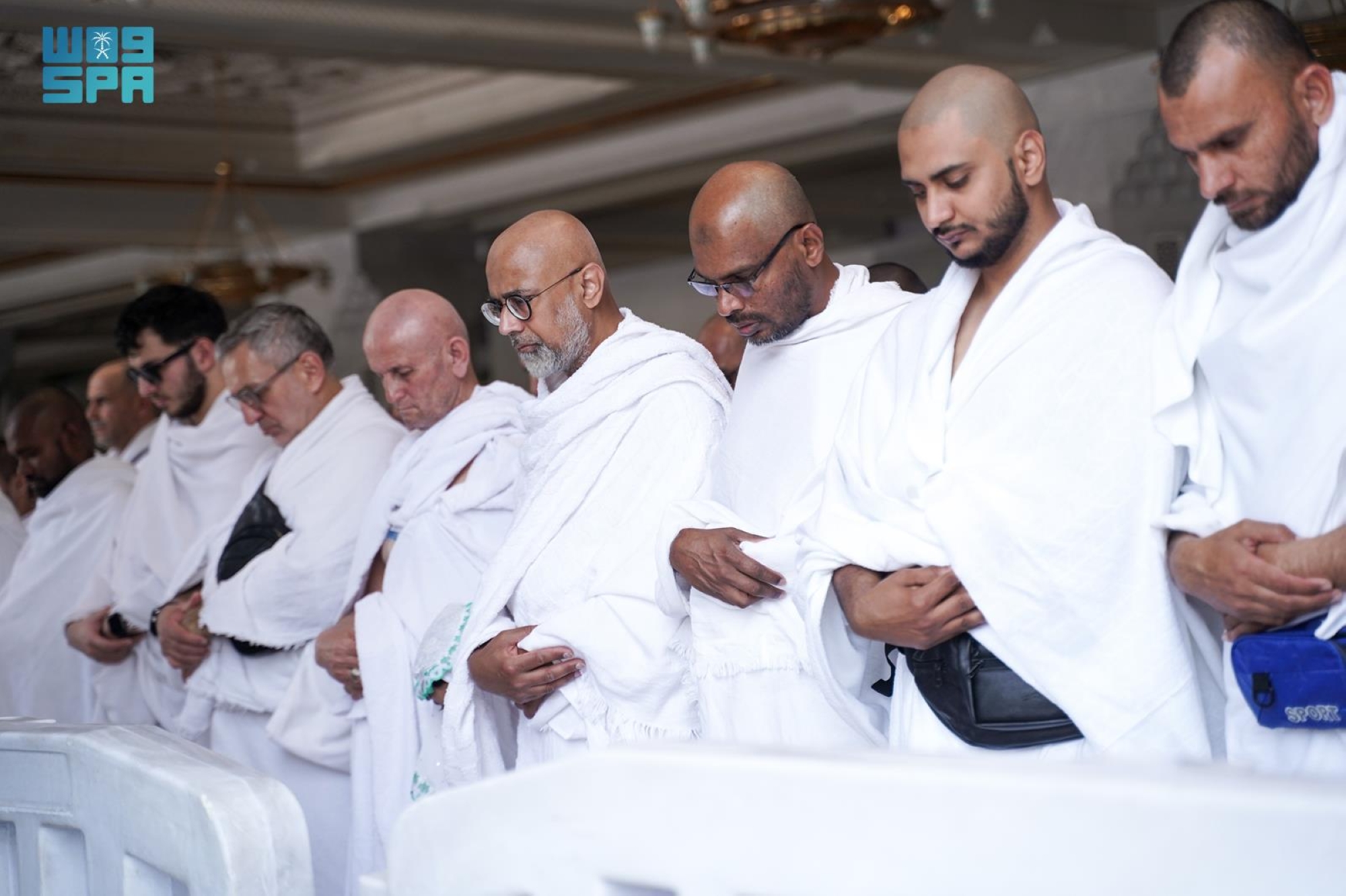 وتكاملت الجهود الميدانية والتنظيمية لضمان راحة المصلين