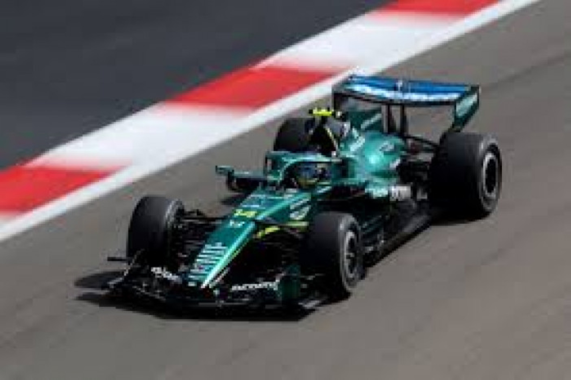 سيارات أستون مارتن