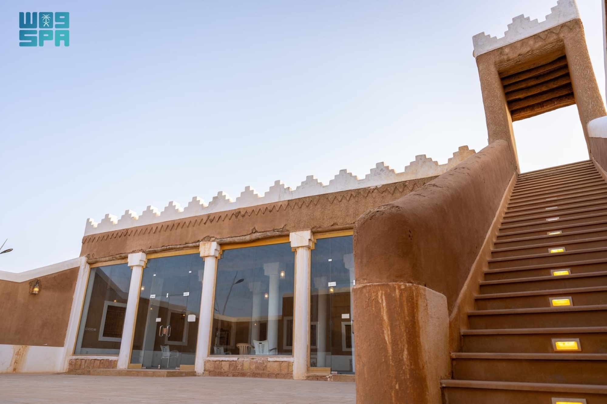 يُمثل تطوير مسجد عقلة الصقور، خطوة مهمة ضمن إطار الجهود الوطنية للحفاظ على المساجد التاريخية