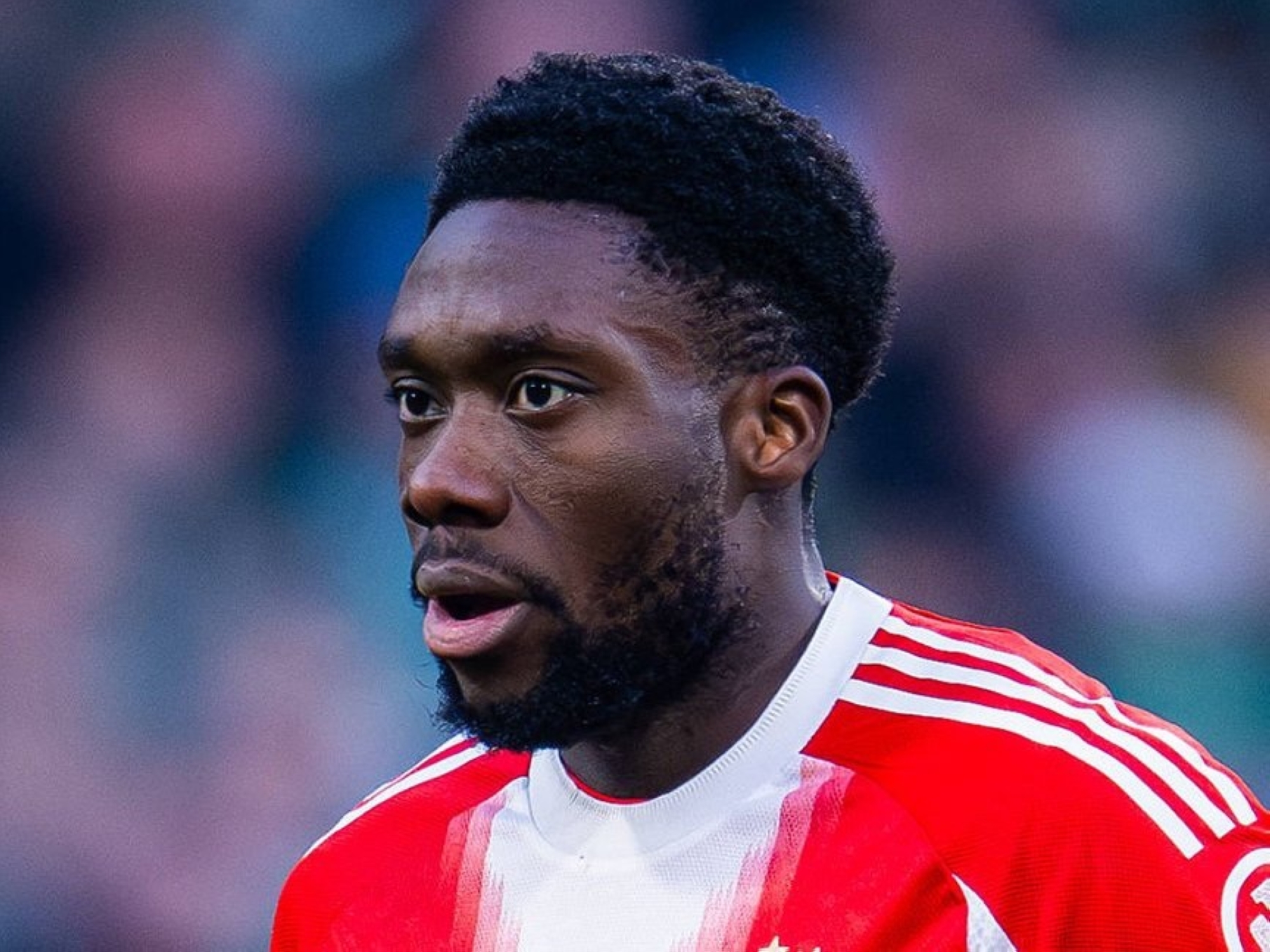 إصابة ألفونسو ديفيز لاعب بايرن ميونيخ