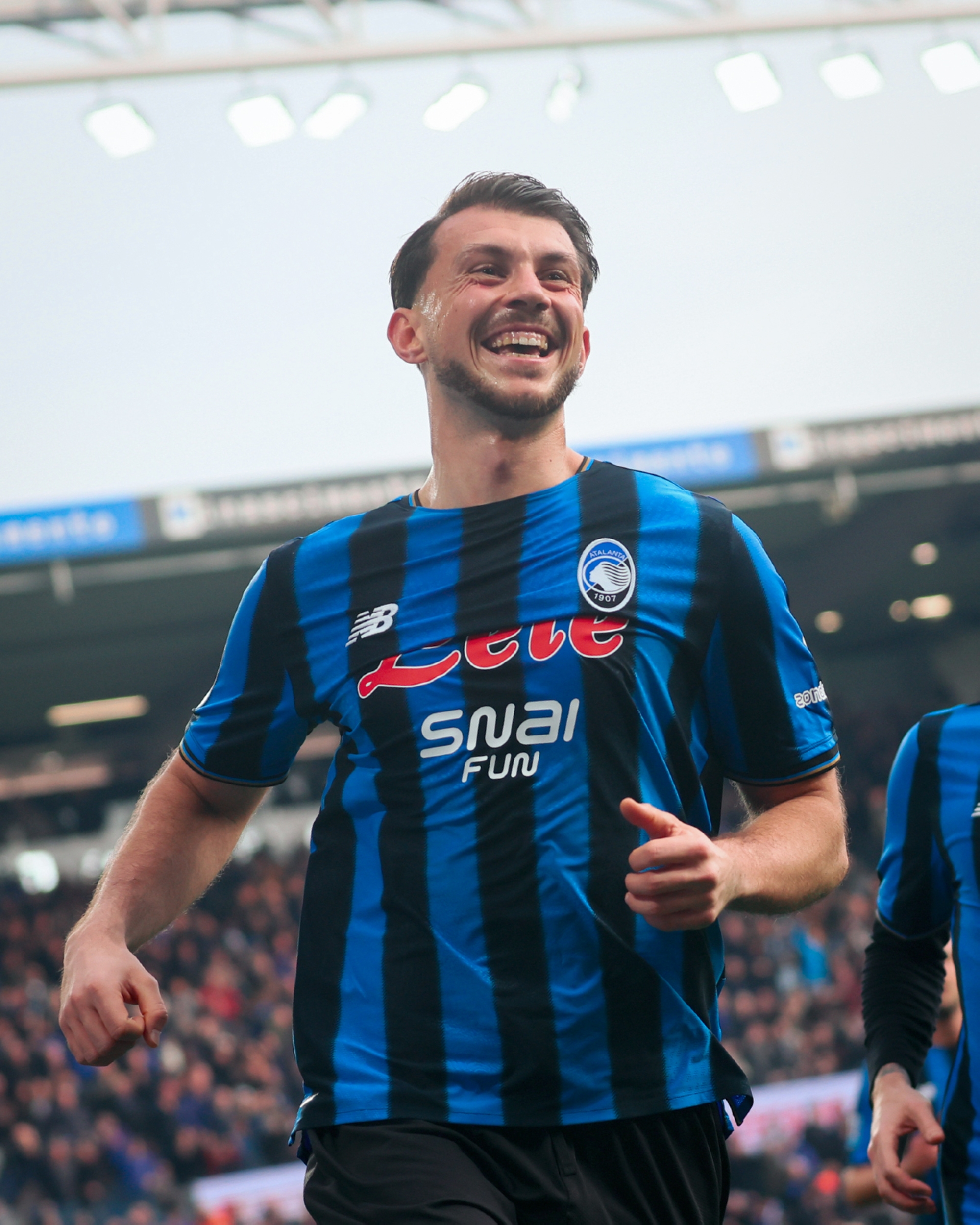 احتفال لازار ساماردزيتش بتسجيل هدف الفوز