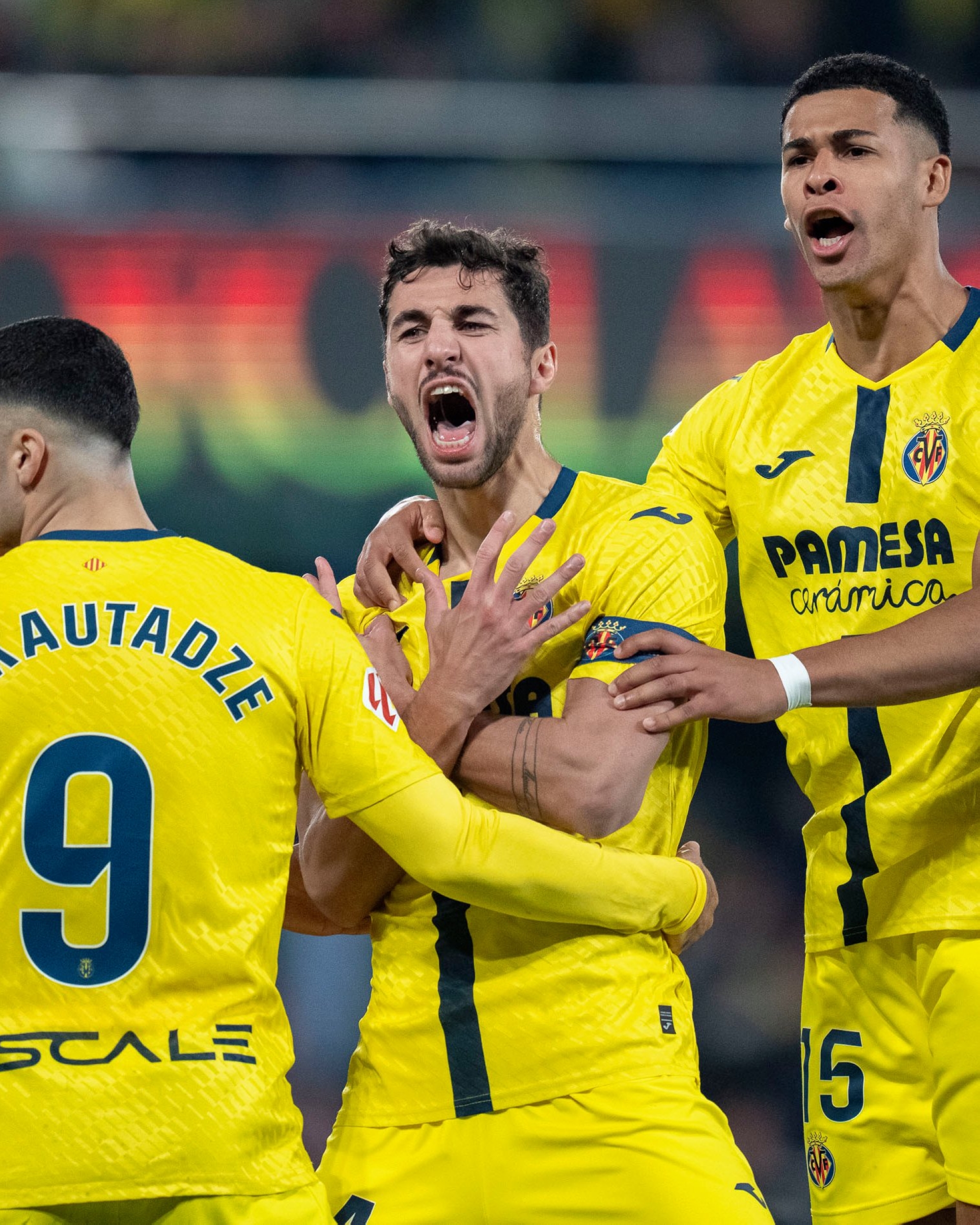 لاعبو فياريال 